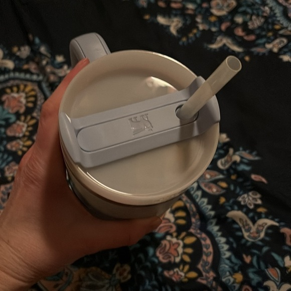 Stanley 40 oz. Quencher H2.0 FlowState Tumbler Clean Slate Drop - Picture 4 of 4